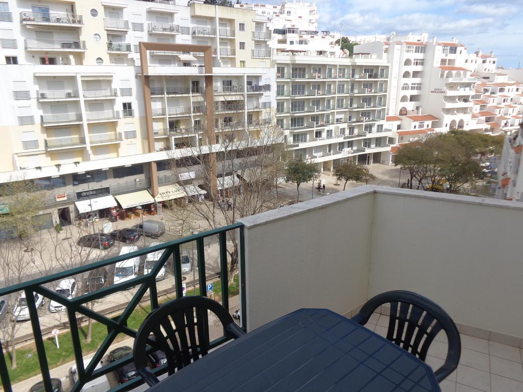 Apartamento Avenida Da Liberdade アルブフェイラ 部屋 写真