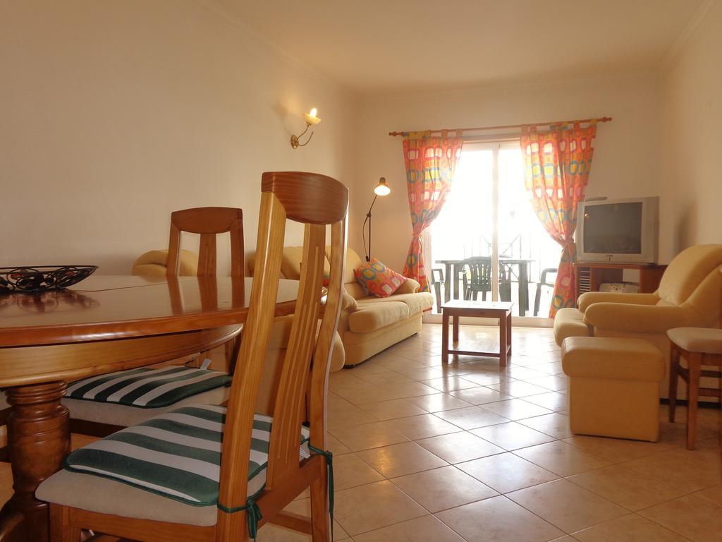 Apartamento Avenida Da Liberdade アルブフェイラ 部屋 写真